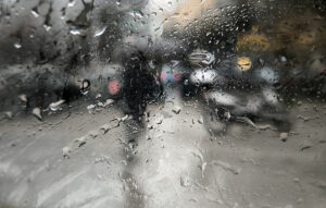 Ο καιρός σήμερα 27 Νοεμβρίου 2025: Βροχές και καταιγίδες