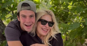 Ελένη Μενεγάκη: Γενέθλια για τον γιο της Άγγελο Λάτσιο με τρυφερές αναμνήσεις