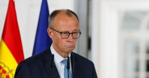 Ο Μερτς προσκαλεί τον αλ Σάρα στη Γερμανία για τον επαναπατρισμό Σύρων προσφύγων