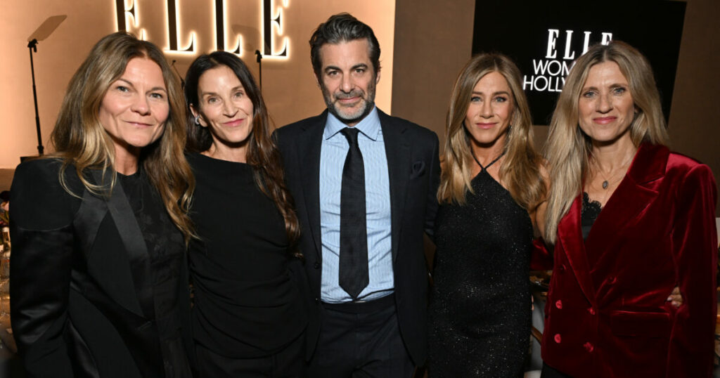 Η Τζένιφερ Άνιστον και ο Τζιμ Κέρτις έκαναν την πρώτη δημόσια εμφάνιση