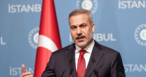 Χακάν Φιντάν: Ανοιχτό το ενδεχόμενο αποστολής τουρκικών στρατευμάτων στη Γάζα