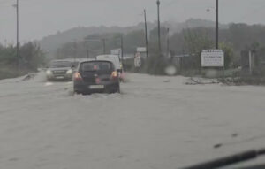 Η κακοκαιρία πλήττει τη Δυτική Ελλάδα: Πλημμύρες σε Ηγουμενίτσα και Ιωάννινα