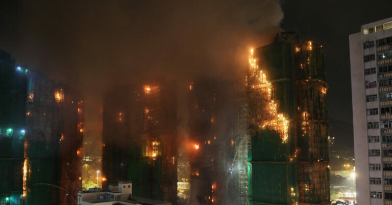 Στους 36 οι νεκροί από τις πυρκαγιές σε ουρανοξύστες στο Χονγκ Κονγκ