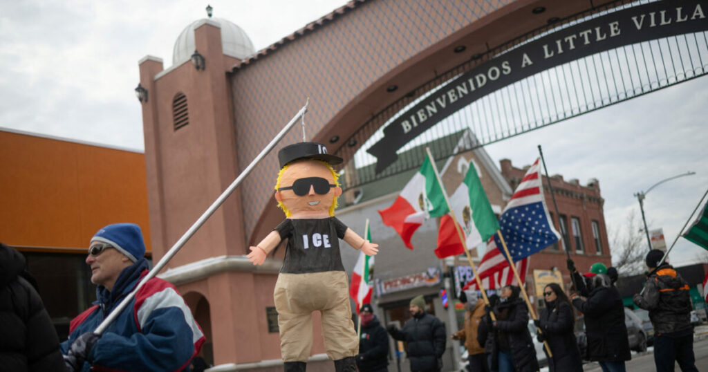 Δικαστική απόφαση στο Σικάγο: Αποφυλάκιση εκατοντάδων μεταναστών