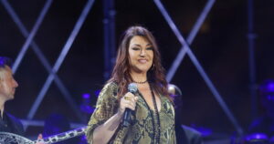 Καίτη Γαρμπή: Συγκινητικός αποχαιρετισμός στην Ορνέλα Βανόνι