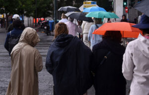 Ο καιρός σήμερα 10 Νοεμβρίου 2025: Βροχές και καταιγίδες