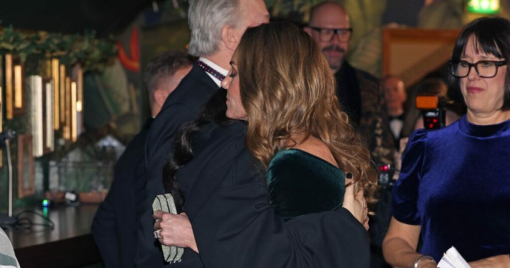 Κέιτ Μίντλετον και Jessie J: Η αγκαλιά που συγκίνησε μετά τη μάχη με τον καρκίνο