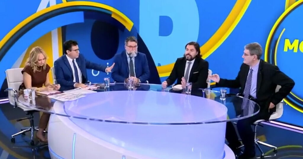 Διαμάχη μεταξύ Χρήστου Γιαννούλη και Πέτρου Παππά σε τηλεοπτική εκπομπή