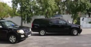 Η Κίμπερλι Γκιλφόιλ έφτασε στην Αθήνα ως νέα πρέσβης των ΗΠΑ