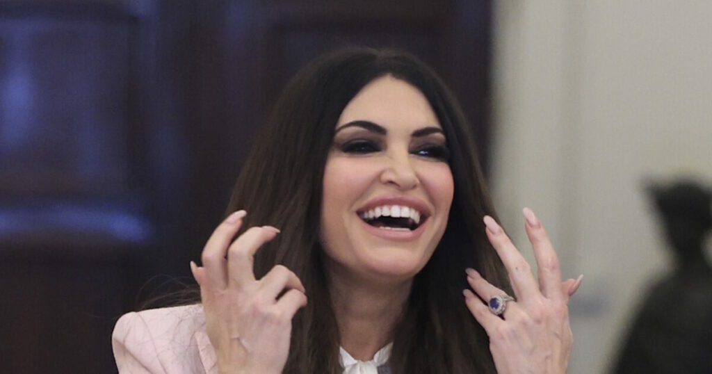 Η Κίμπερλι Γκιλφόιλ προετοιμάζεται για την πρώτη της συνέντευξη στην Ελλάδα