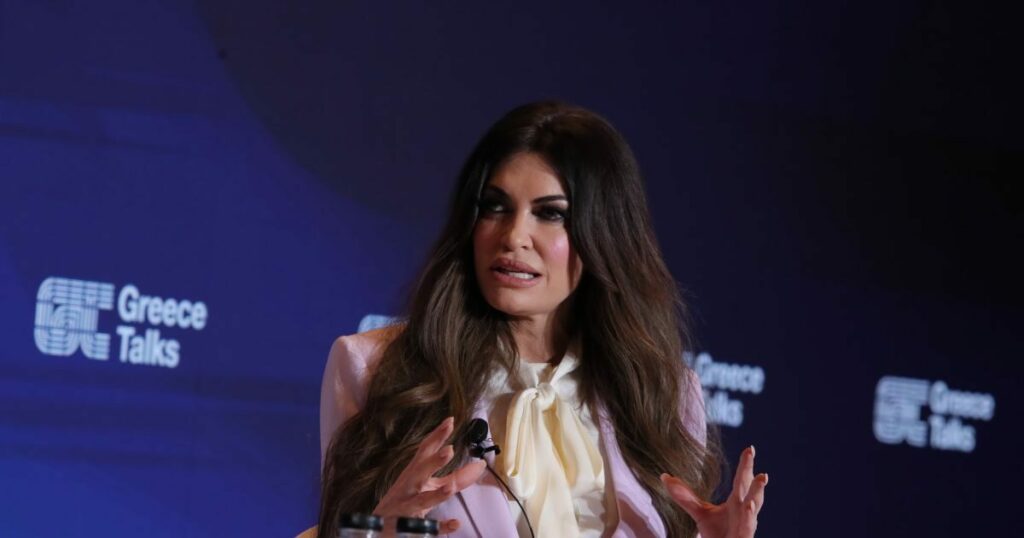 Κίμπερλι Γκιλφόιλ: Δείπνο με Αμερικανούς Πεζοναύτες στην Αθήνα για την Ημέρα των Ευχαριστιών