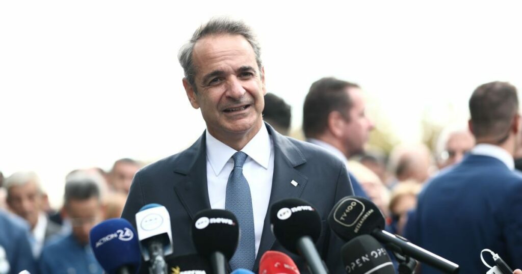 Μητσοτάκης στην εκδήλωση παραλαβής τριών αεροσκαφών Diamond DA62 MPP