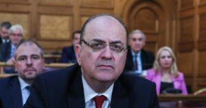 Λαζαρίδης: Καταγγέλλει απόπειρα δολοφονίας του χαρακτήρα του από Ανδρουλάκη