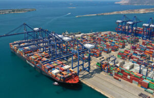 Η Κίνα αντιδρά στα σχέδια για το λιμάνι του Πειραιά