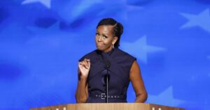 Η Μισέλ Ομπάμα εντυπωσιάζει με τη νέα της σιλουέτα - Φήμες για Ozempic