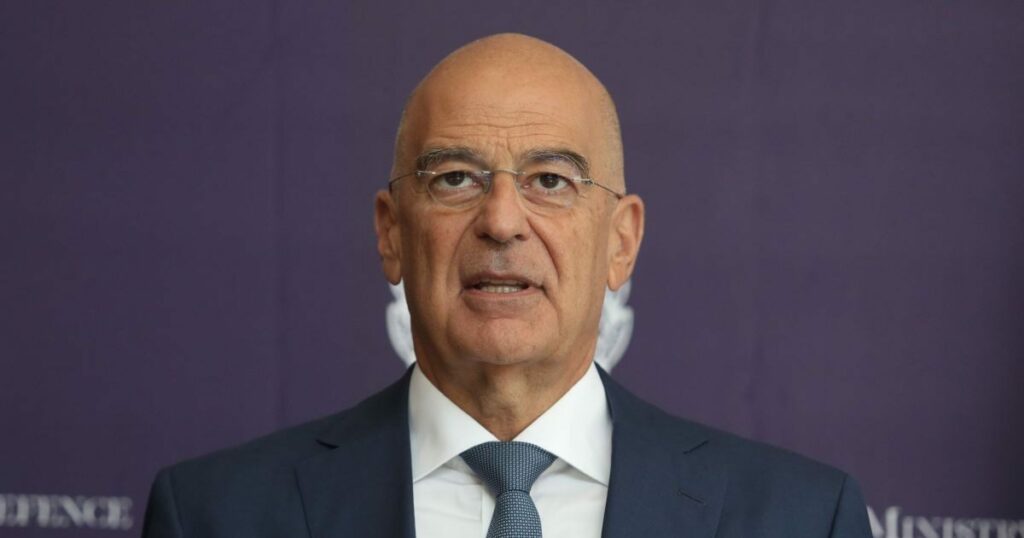 Αγορές νέων μεταφορικών αεροσκαφών προανήγγειλε ο Νίκος Δένδιας