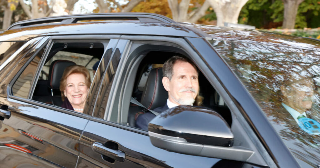 Η οικογένεια Ντε Γκρες τιμά τη βασίλισσα Σοφία στο παλάτι «Ελ Πάρντο»