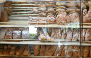 Τραγωδία στο Δαμάσι: 49χρονη γυναίκα εγκλωβίστηκε σε μηχάνημα φούρνου