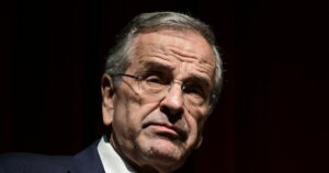 Σαμαράς: Ανοιχτό το ενδεχόμενο νέου κόμματος και σφοδρή κριτική στον Μητσοτάκη