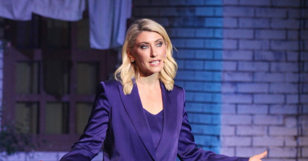 Η Σία Κοσιώνη μιλά για το θεατρικό της ντεμπούτο