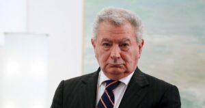 Σήφης Βαλυράκης: Καταθέσεις που αναδεικνύουν τη σκοτεινή πλευρά της πολιτικής