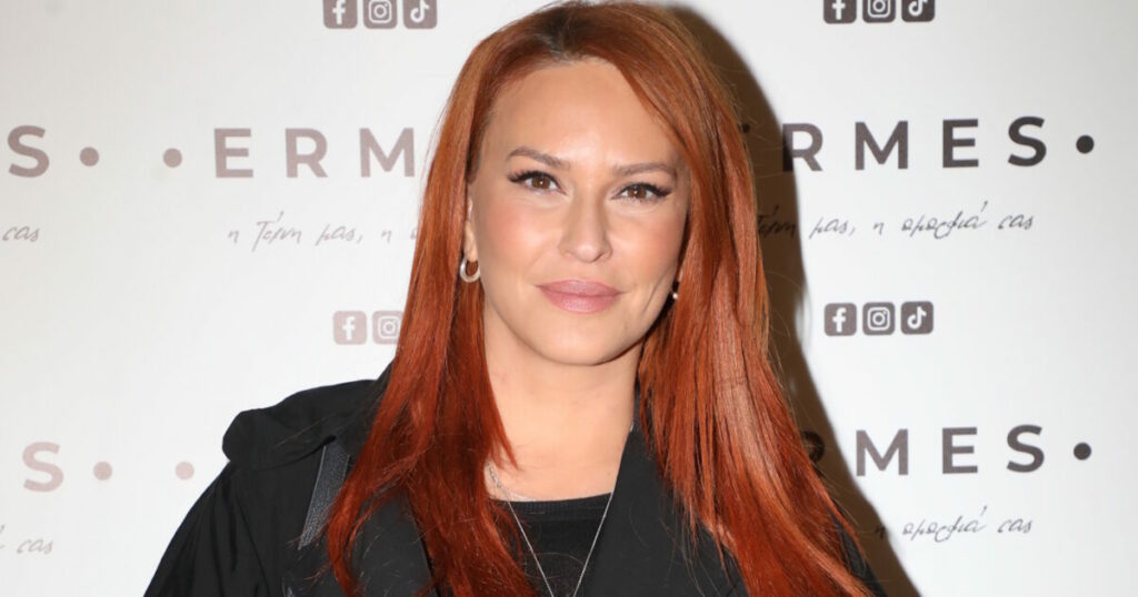 Σίσσυ Χρηστίδου: «Η γιαγιά μου είχε δει στο φλιτζάνι ότι το όνομα του άντρα μου αρχίζει από Χ»