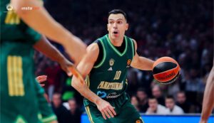 Ανανέωση συνεργασίας Παναθηναϊκού με Σλούκα έως το 2027