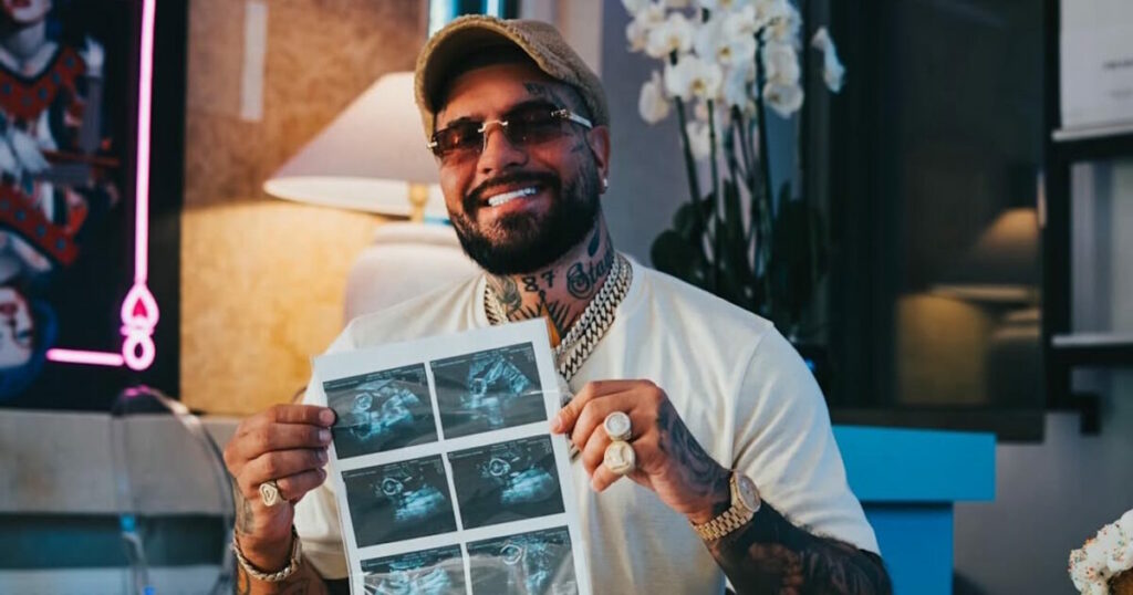 Η πρώτη ανάρτηση του Snik μετά την ανακοίνωση της εγκυμοσύνης