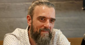 Σωτήρης Τσαφούλιας: «Δε θέλω να ντρέπομαι για την πολιτική»