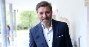 Γιάννης Στάνκογλου: «Ξυπνώ 7 για να μαγειρέψω στα παιδιά μου»