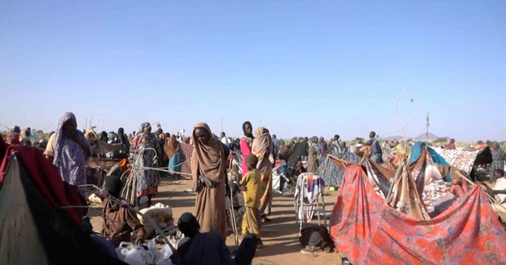 Σουδάν: Δεκάδες χιλιάδες άνθρωποι εγκαταλείπουν τις εστίες τους λόγω συγκρούσεων