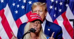 Παραιτήθηκε η Τέιλορ Γκριν μετά την κόντρα με τον Τραμπ