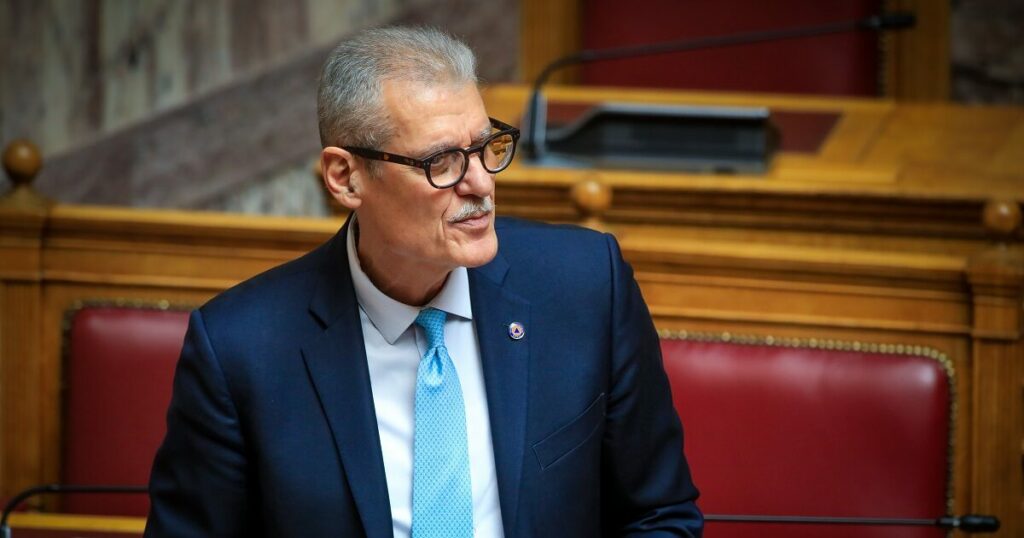 Παραίτηση του Βαγγέλη Τουρνά από το Υπουργείο Πολιτικής Προστασίας