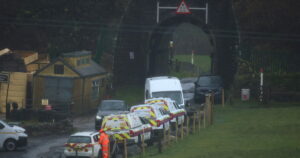 Βρετανία: Τέσσερις τραυματίες από εκτροχιασμό τρένου λόγω κατολίσθησης