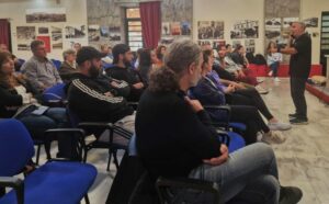 Εκπαίδευση πολιτών στη χρήση απινιδωτή στη Νέα Ιωνία