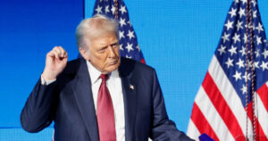 Ο Τραμπ και η τεχνητή νοημοσύνη: Από βασιλιάς μέχρι Σούπερμαν