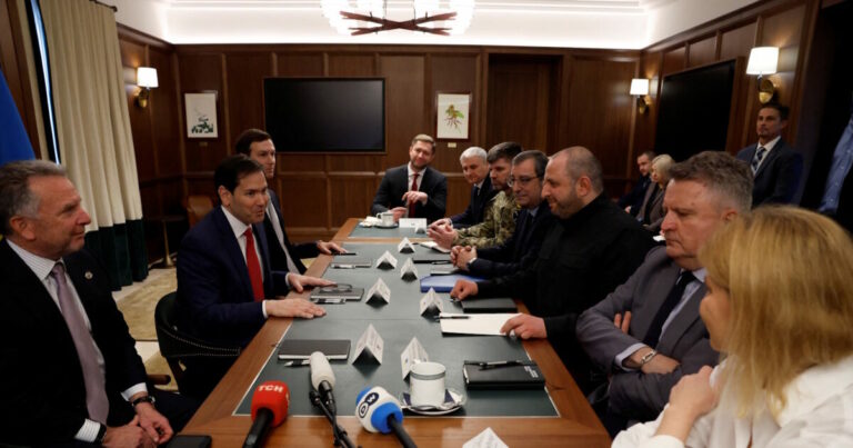 Φλόριντα: Διαπραγματεύσεις Ουκρανών και Αμερικανών για ειρηνευτικό σχέδιο