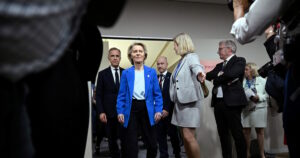 Φον ντερ Λάιεν: Ενωμένη η ΕΕ στην υποστήριξη της Ουκρανίας