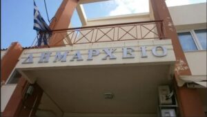 Επεισόδια στο Δημοτικό Συμβούλιο Βέλου Βόχας: Σπρωξιές και απειλές