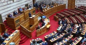 Δημοσκόπηση MRB: 68,1% των πολιτών ζητά νέα κόμματα, αλλά όχι Τσίπρα ή Σαμαρά