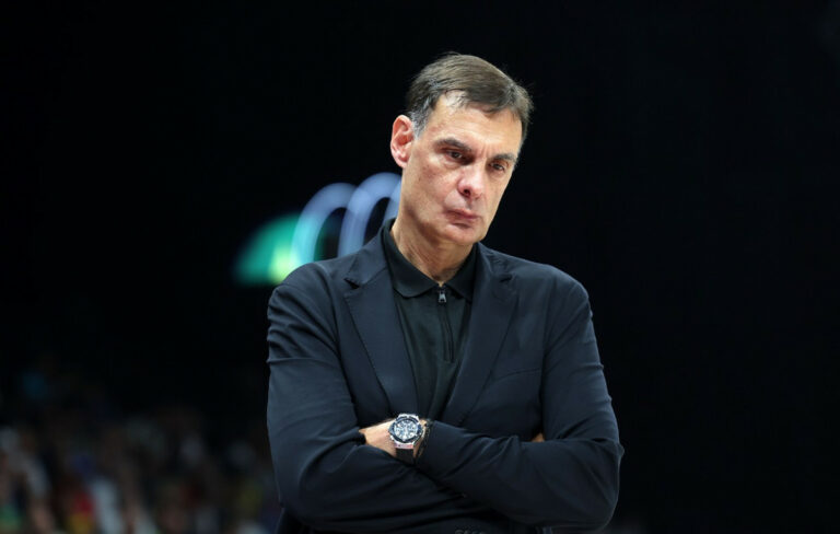 Κρίσιμες αποφάσεις στον Ολυμπιακό – Ανακοινώνει αποχώρηση ο Παναθηναϊκός