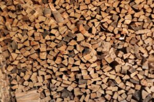 Δωρεάν καυσόξυλα από τον Δήμο Λαυρεωτικής