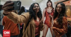 Χάκερ απέσπασαν 5,3 δισ. δολάρια το 2025 μέσω απάτης σε φαν της Τέιλορ Σουίφτ