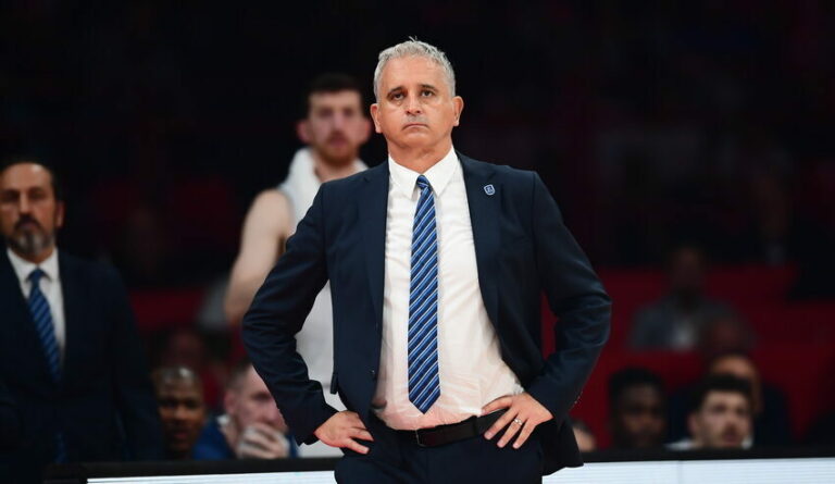 Αλλαγές στην Εφές: Παρελθόν ο Κοκόσκοφ