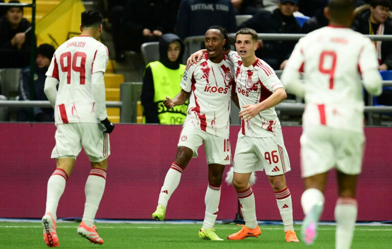 Ο Ολυμπιακός εκτοξεύει τη χρηματιστηριακή του αξία με τον Μουζακίτη