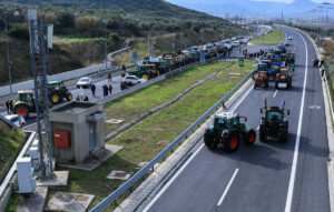 Αγρότες σε κινητοποίηση: Κλείνουν ξανά Μάλγαρα, Νίκαια και Χαλκηδόνα