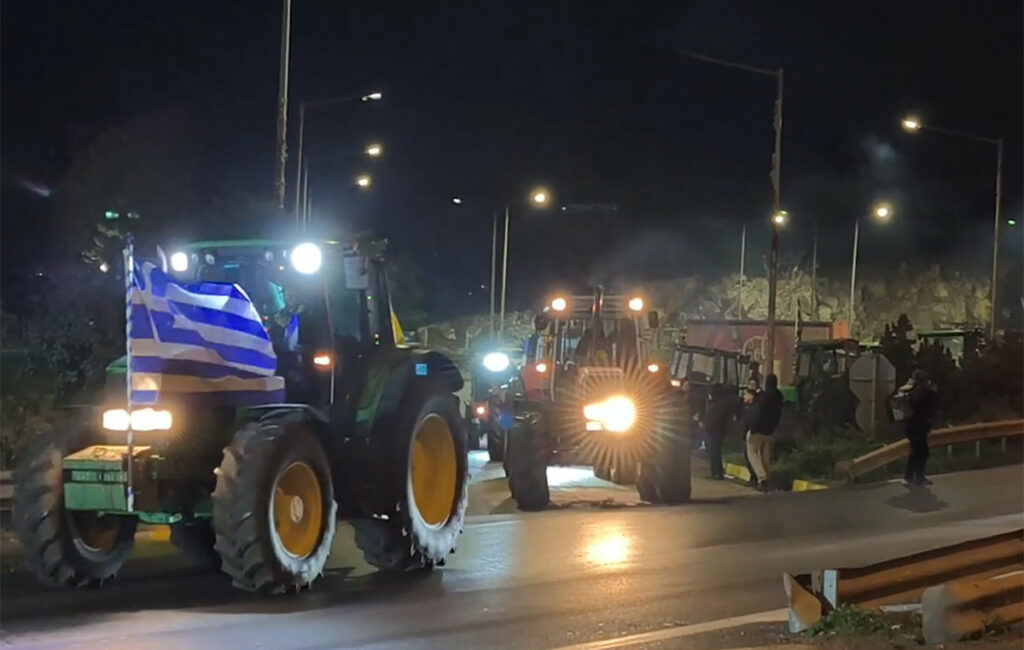 Σκληραίνουν τα μπλόκα οι αγρότες – Καλούν σε συμμαχία τους πολίτες