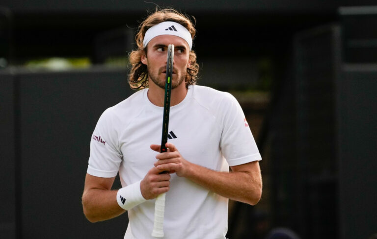 Τσιτσιπάς: Ευθύνες του πατέρα για την Lotus και η επίθεση του σκύλου