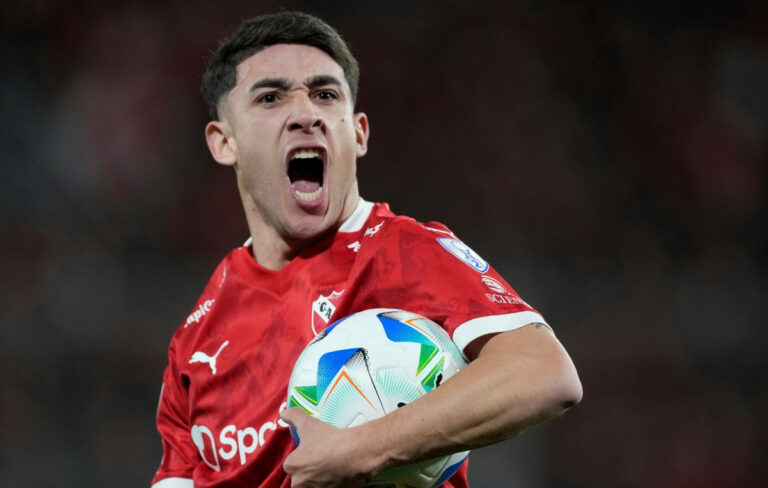 FIFA Puskás Award: Ο Μοντιέλ κερδίζει το καλύτερο γκολ του 2025