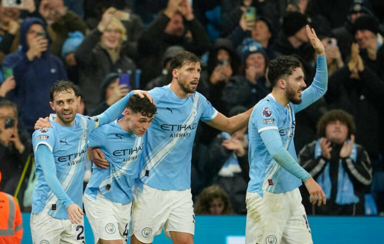 Premier League: Η Μάντσεστερ Σίτι πλησιάζει την Άρσεναλ μετά τη νίκη στη Σάντερλαντ